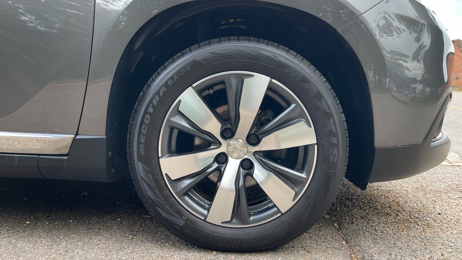 Used Peugeot 2008 2016 for sale - 76338265: Photo 17