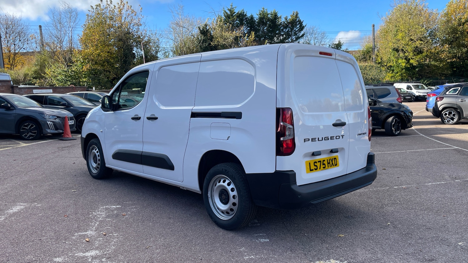 Used Peugeot Partner 2025 for sale - 76458446: Photo 5