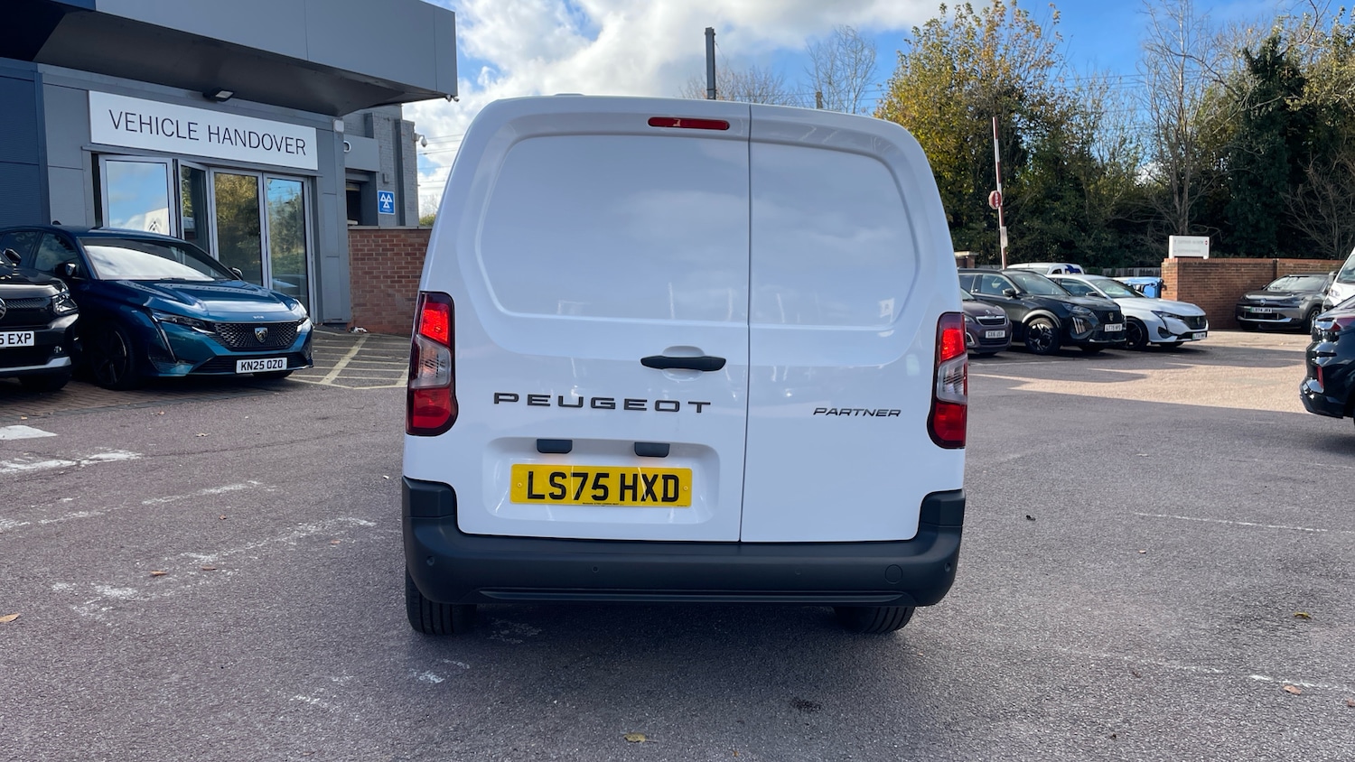 Used Peugeot Partner 2025 for sale - 76458446: Photo 9