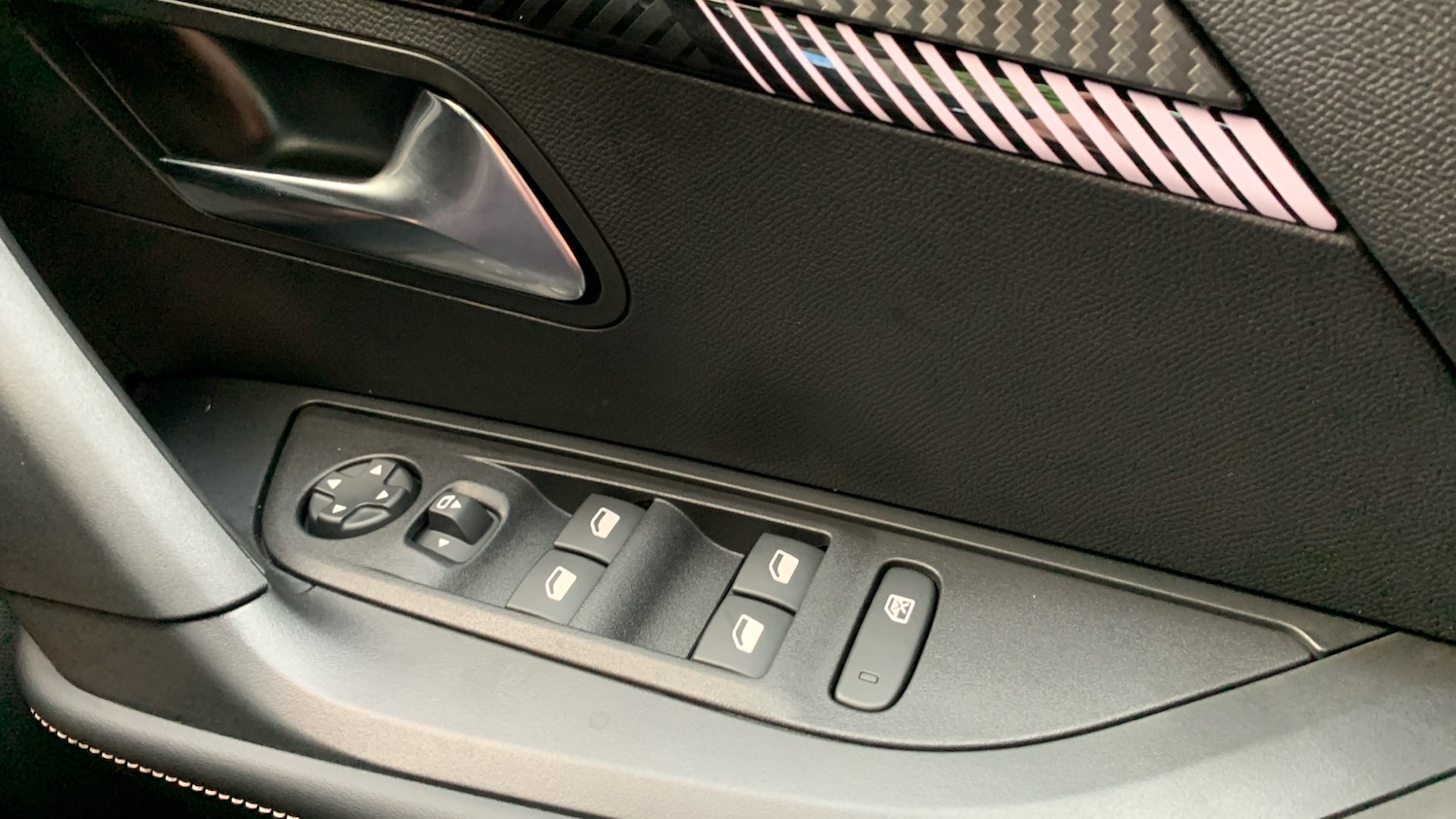 Used Peugeot 2008 2025 for sale - 77321277: Photo 23