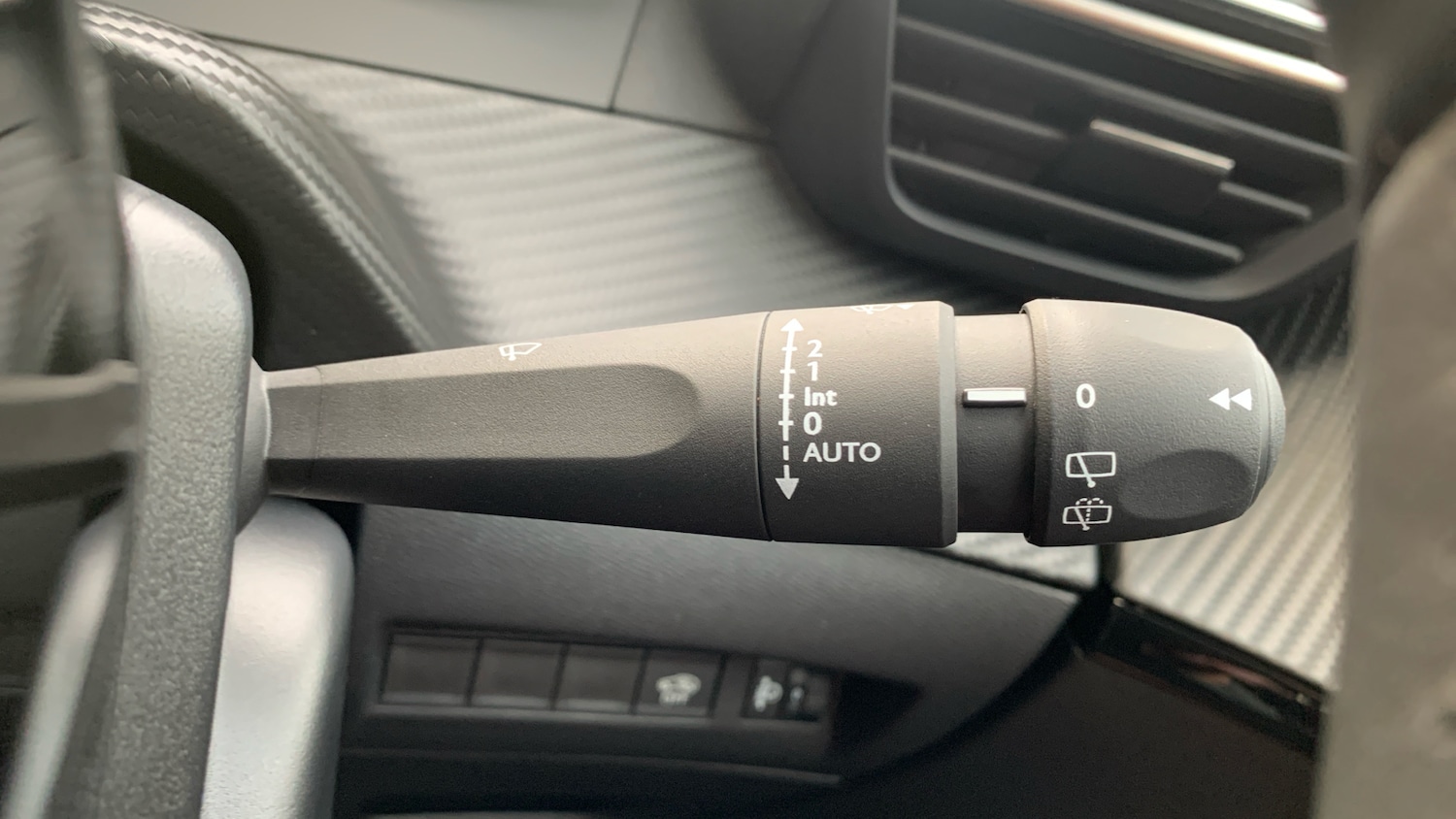 Used Peugeot 2008 2025 for sale - 77321277: Photo 29