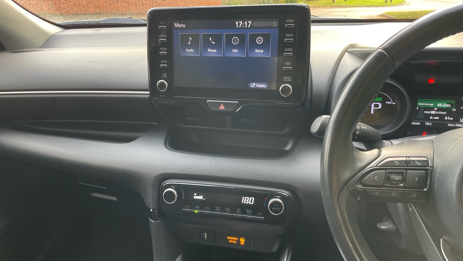 Used Toyota Yaris 2020 for sale - 76154047: Photo 10