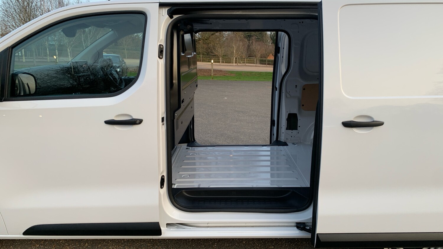 Used Peugeot Expert 2026 for sale - 77809516: Photo 35