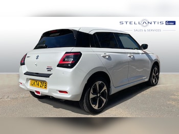 Used Suzuki Swift 2024 for sale - 78472303: Photo