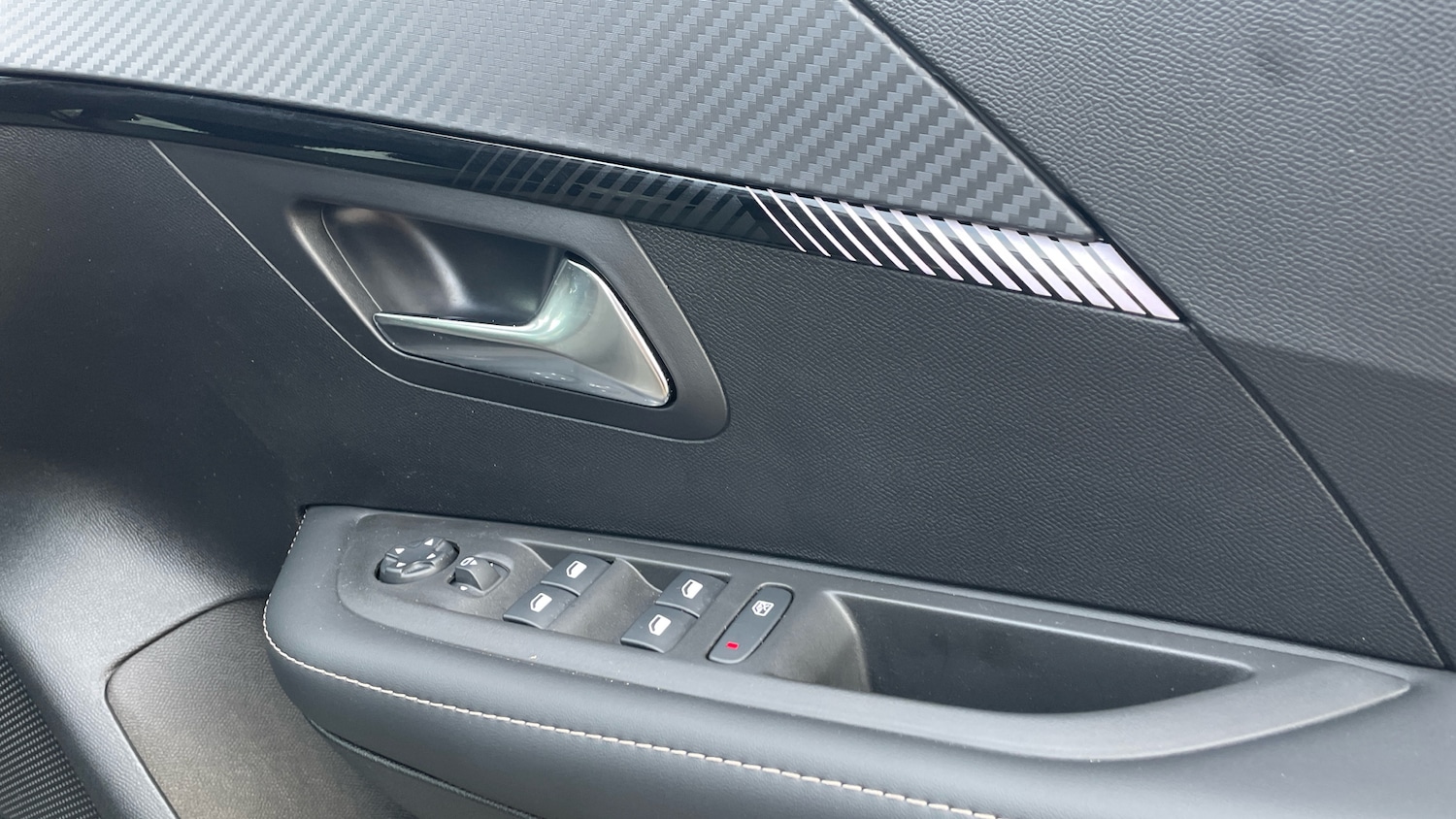 Used Peugeot 208 2025 for sale - 77121192: Photo 23