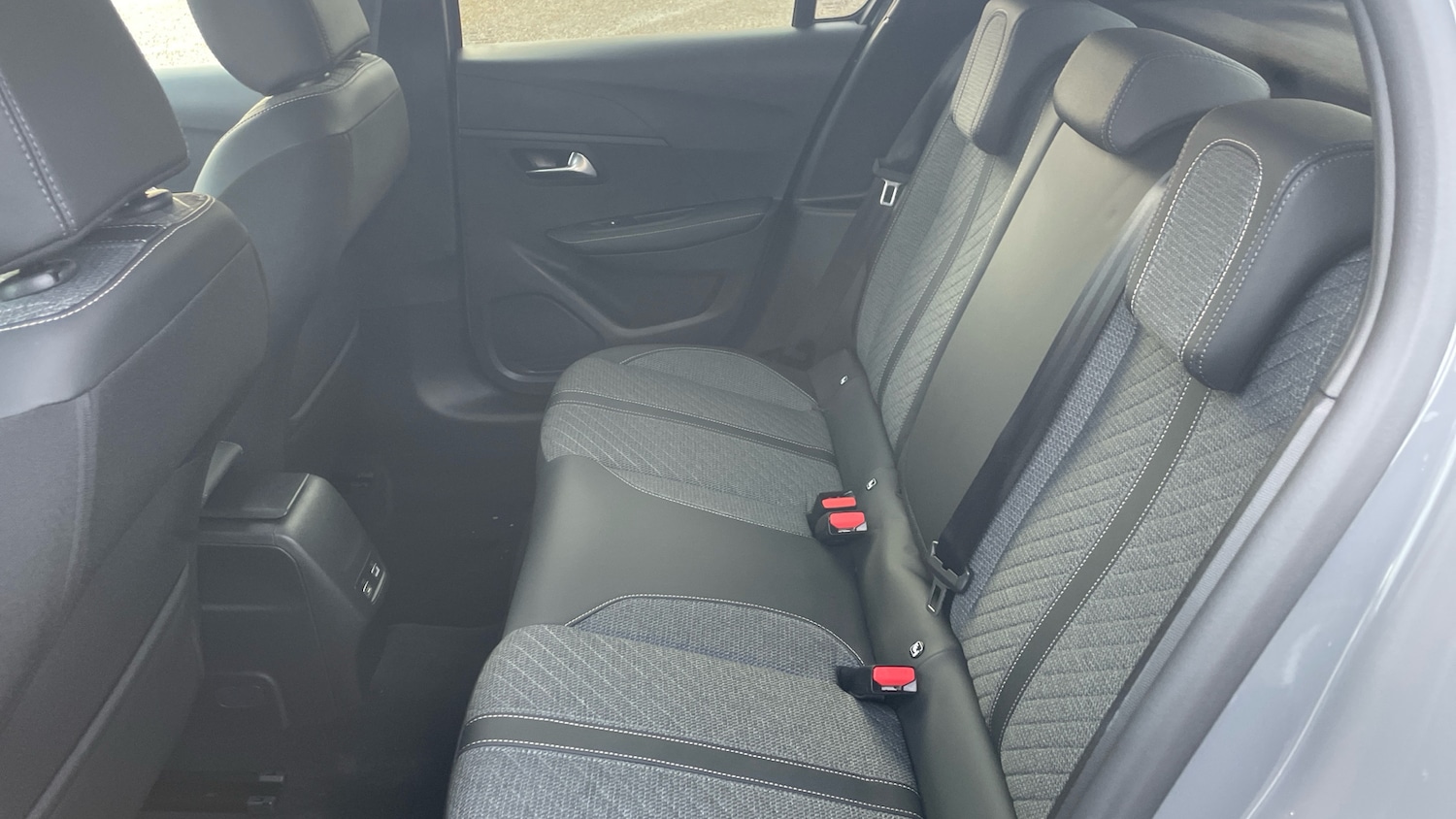 Used Peugeot 208 2025 for sale - 77121192: Photo 34