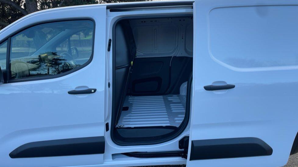 Used Citroen Berlingo 2025 for sale - 77082312: Photo 48