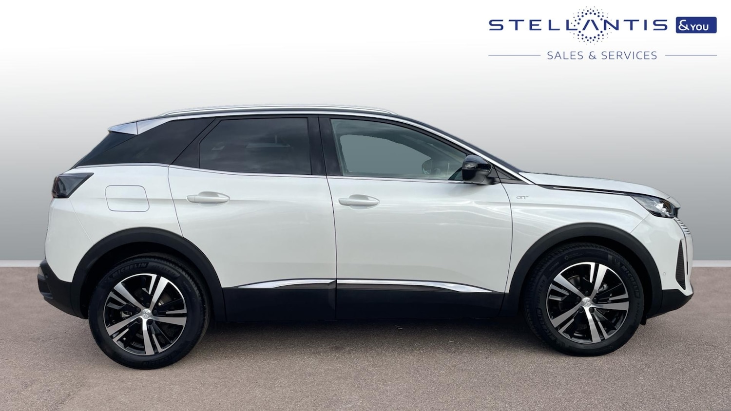 Used Peugeot 3008 2023 for sale - 76216459: Photo 2