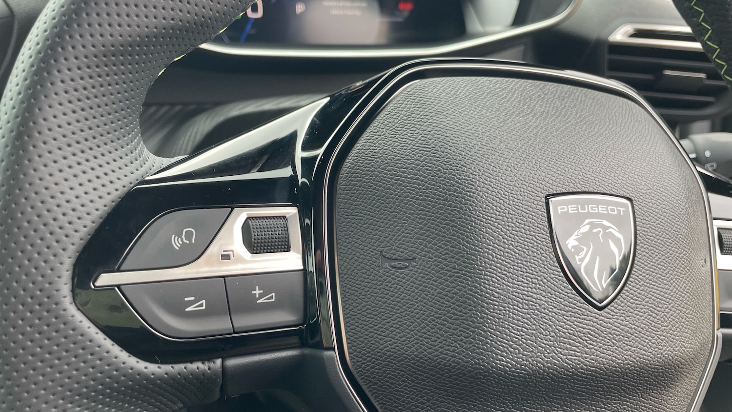 Used Peugeot 2008 2025 for sale - 77457238: Photo 23