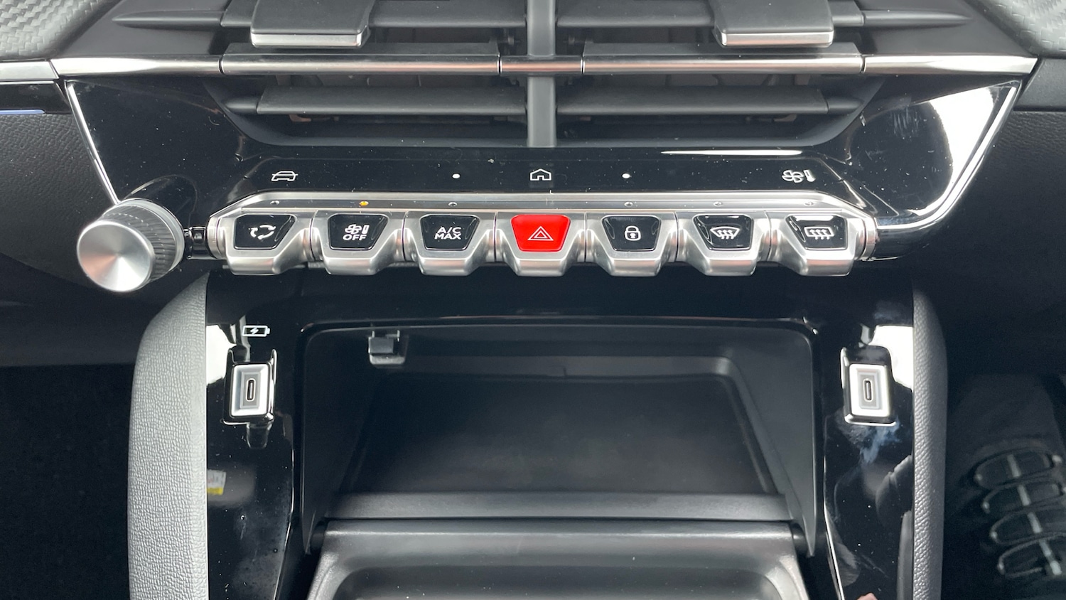 Used Peugeot 2008 2025 for sale - 77457238: Photo 34