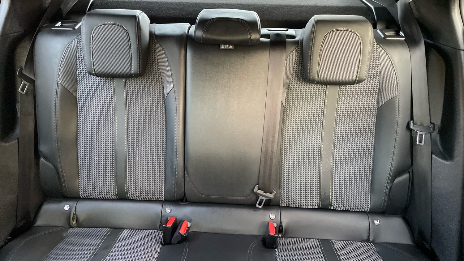 Used Peugeot 2008 2023 for sale - 77941389: Photo 25