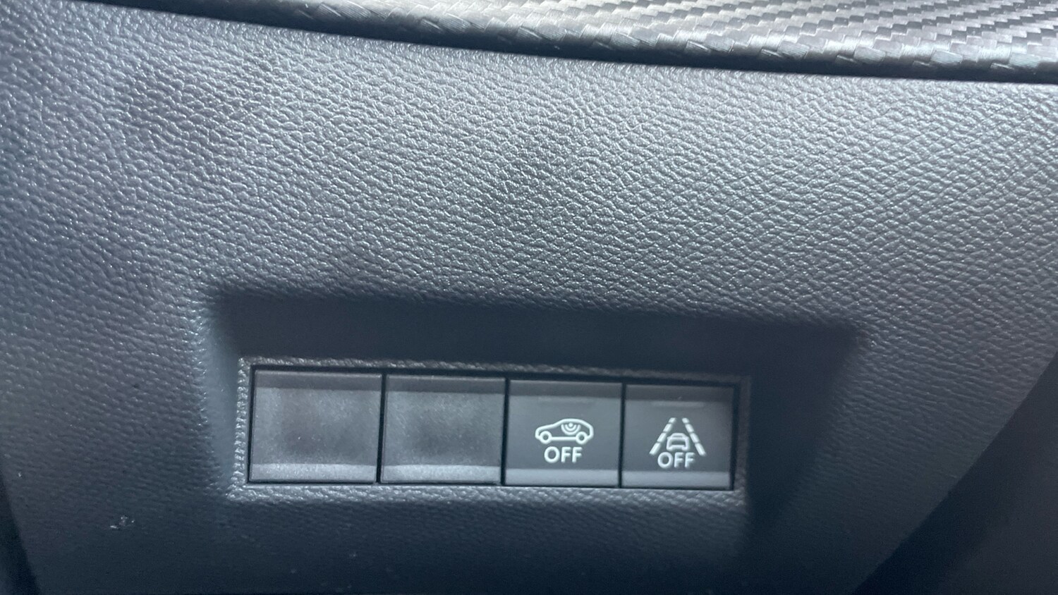 Used Peugeot 2008 2023 for sale - 77941389: Photo 34