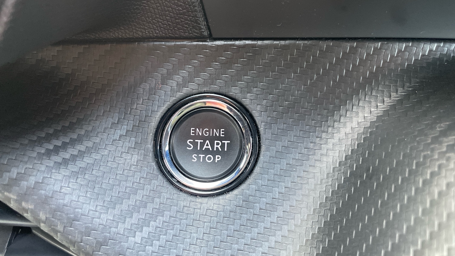 Used Peugeot 2008 2023 for sale - 77941389: Photo 40