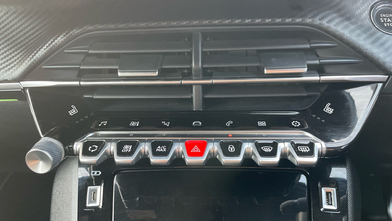 Used Peugeot 2008 2023 for sale - 77941389: Photo 41