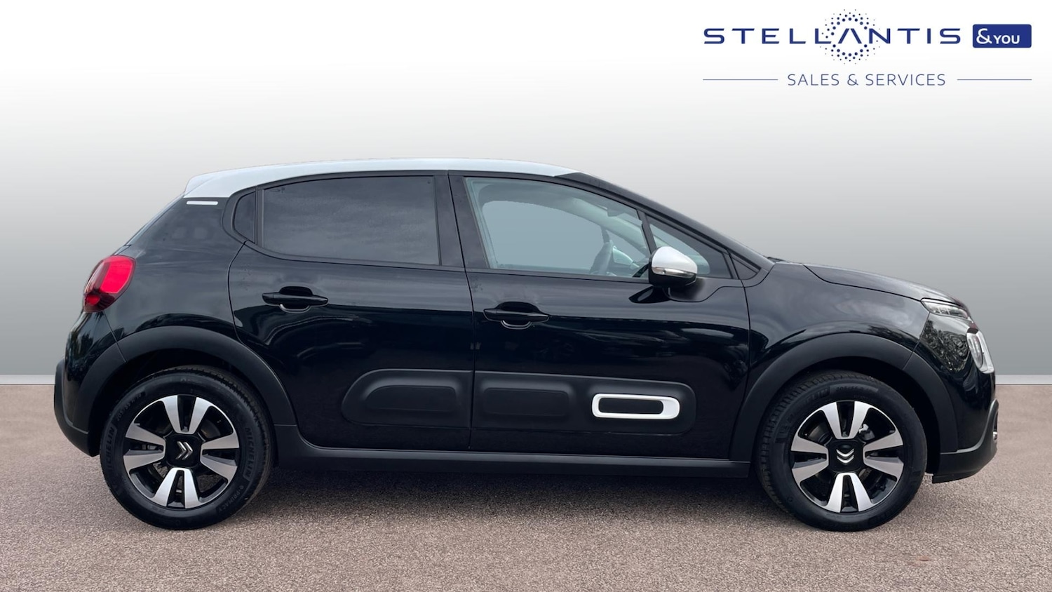 Used Citroen C3 2024 for sale - 76486427: Photo 2