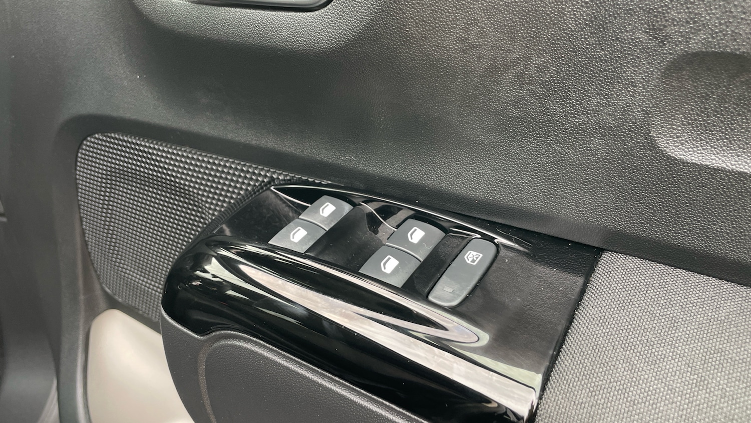 Used Citroen C3 2024 for sale - 76486427: Photo 22