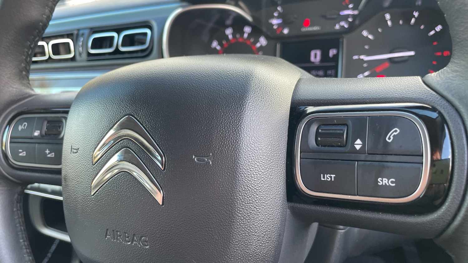 Used Citroen C3 2023 for sale - 76787617: Photo 24