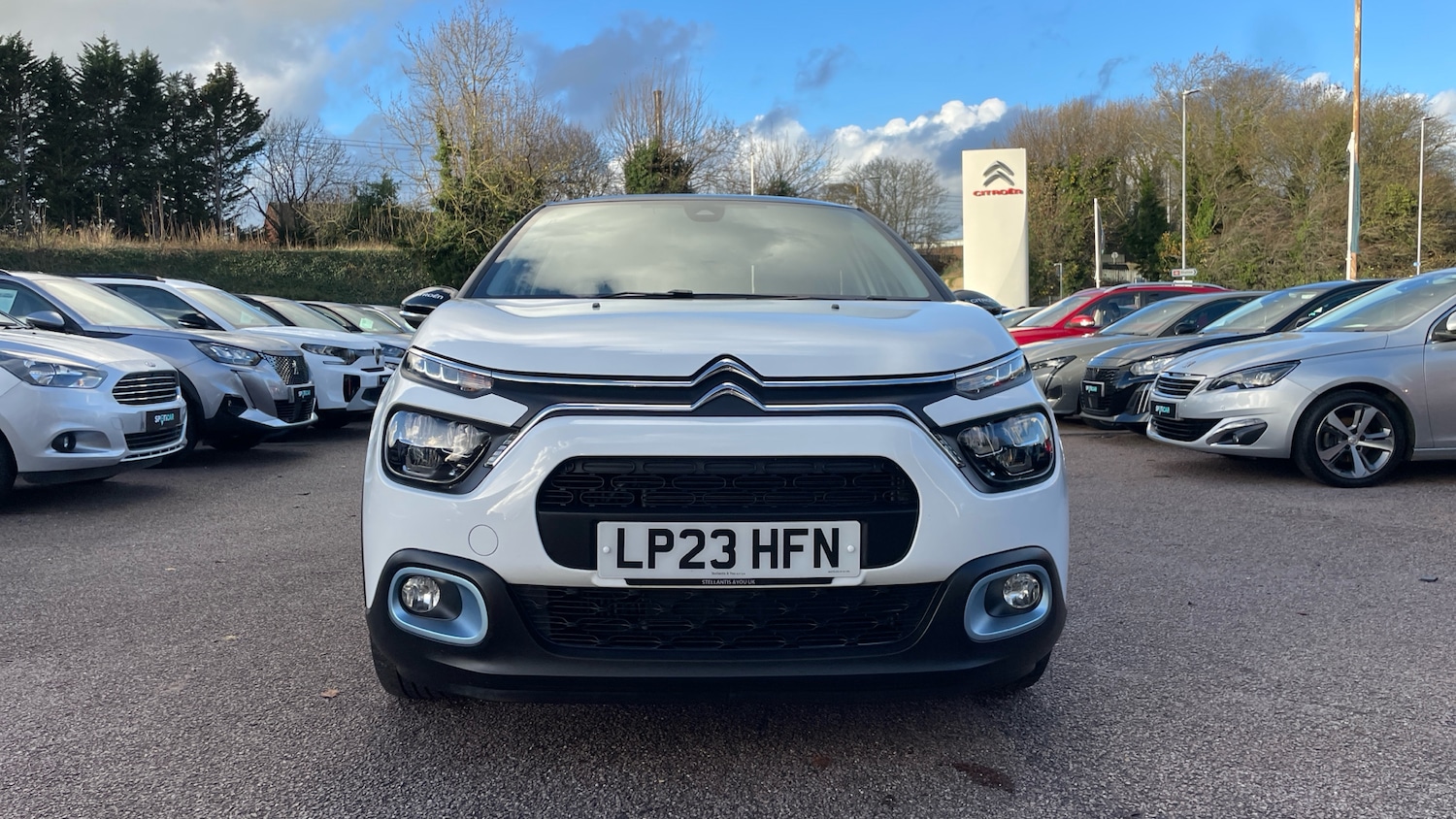 Used Citroen C3 2023 for sale - 76787617: Photo 8