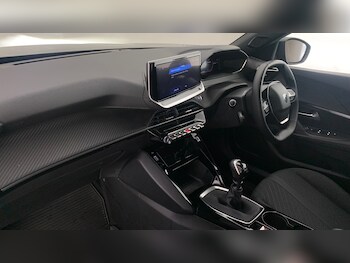 Used Peugeot 2008 2024 for sale - 76486460: Photo