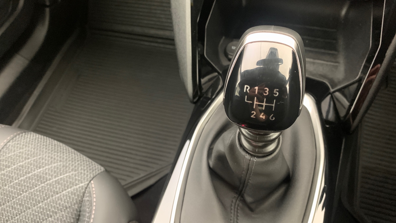 Used Peugeot 2008 2024 for sale - 76486460: Photo 31