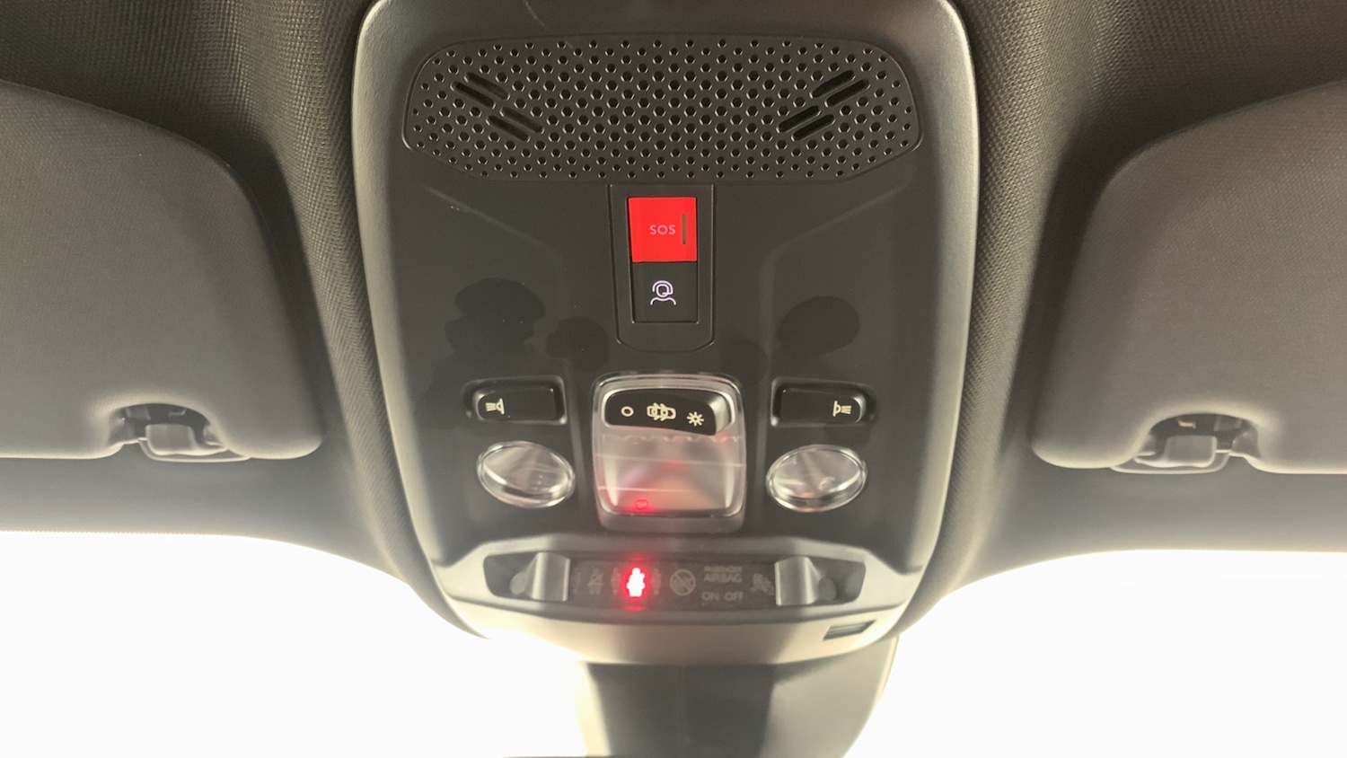 Used Peugeot 2008 2024 for sale - 76486460: Photo 34