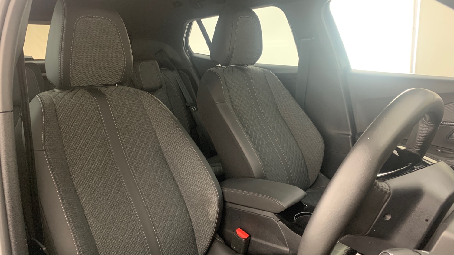 Used Peugeot 2008 2024 for sale - 76486460: Photo 39