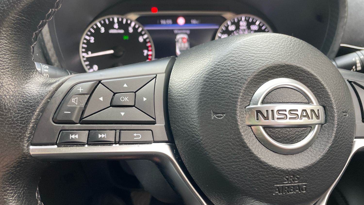 Used Nissan Juke 2021 for sale - 76574359: Photo 23