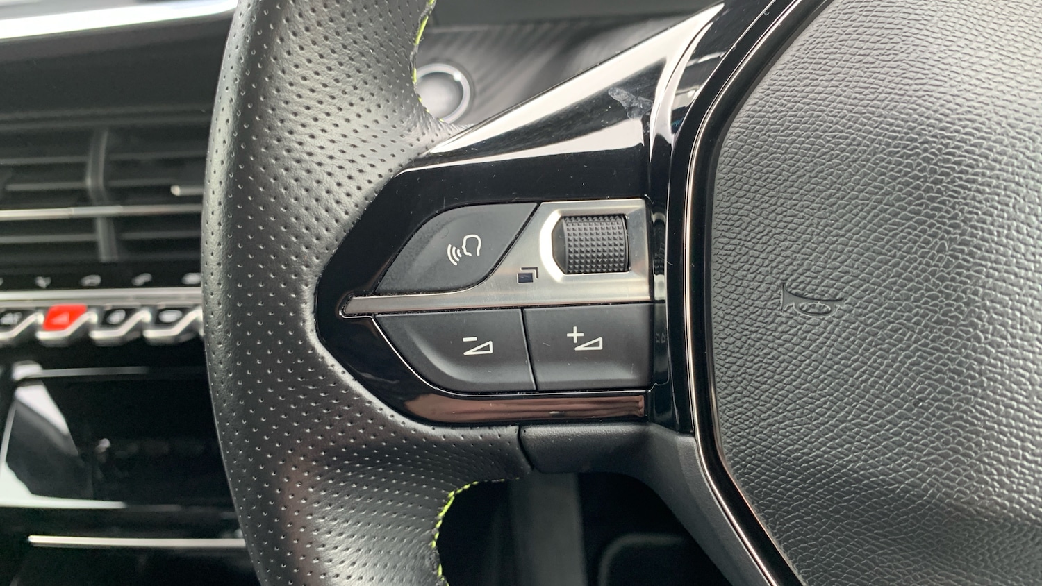 Used Peugeot 208 2020 for sale - 78141748: Photo 23