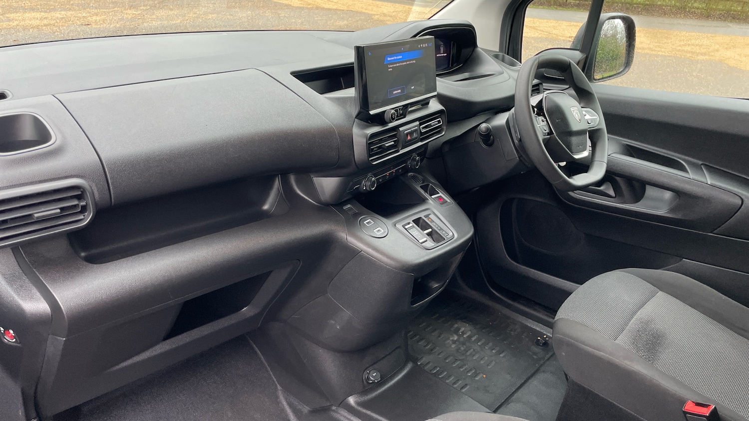 Used Peugeot Partner 2024 for sale - 77626923: Photo 12