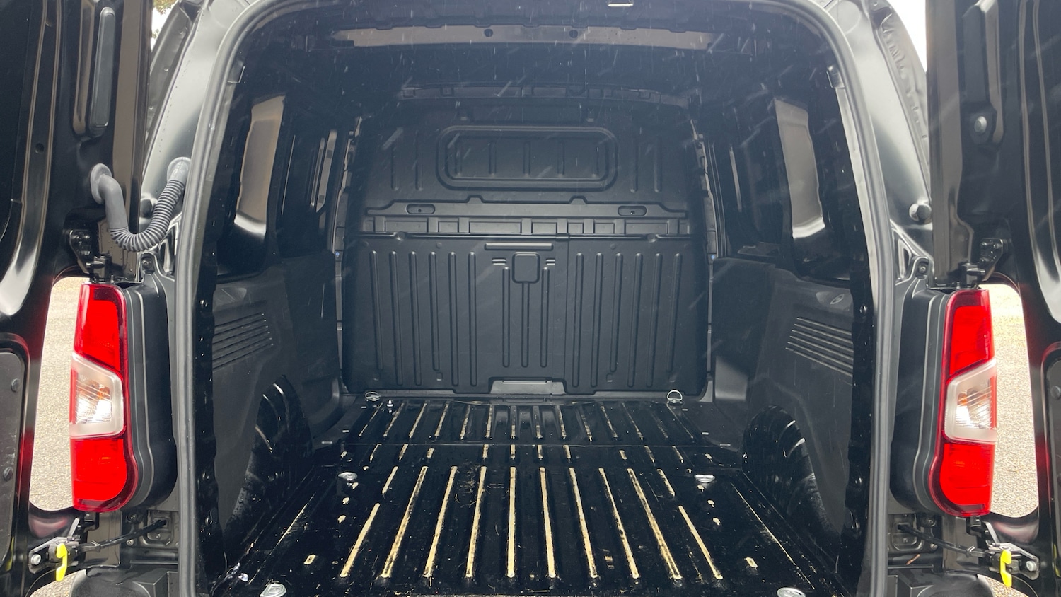 Used Peugeot Partner 2024 for sale - 77626923: Photo 19