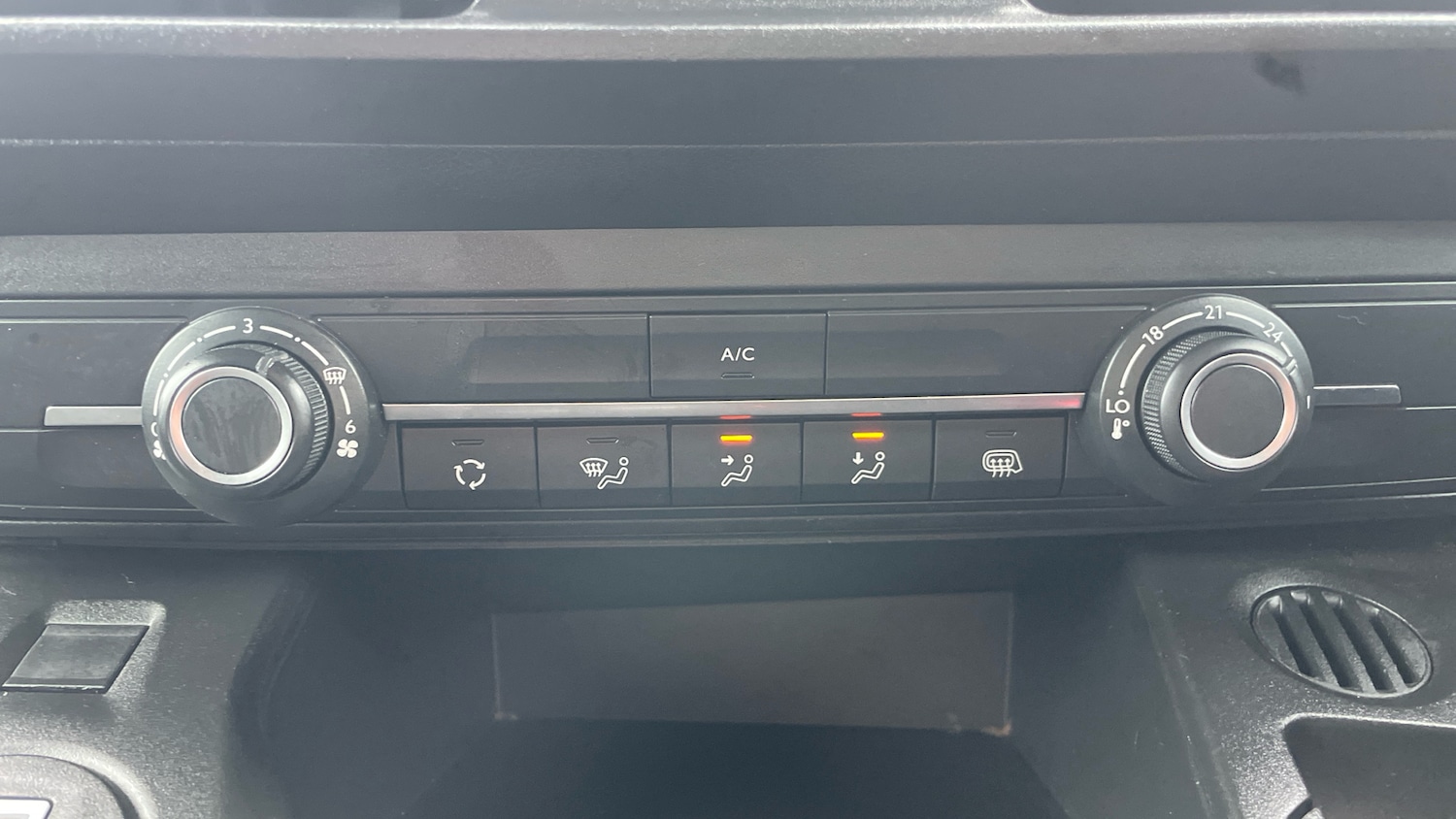 Used Peugeot Partner 2024 for sale - 77626923: Photo 34