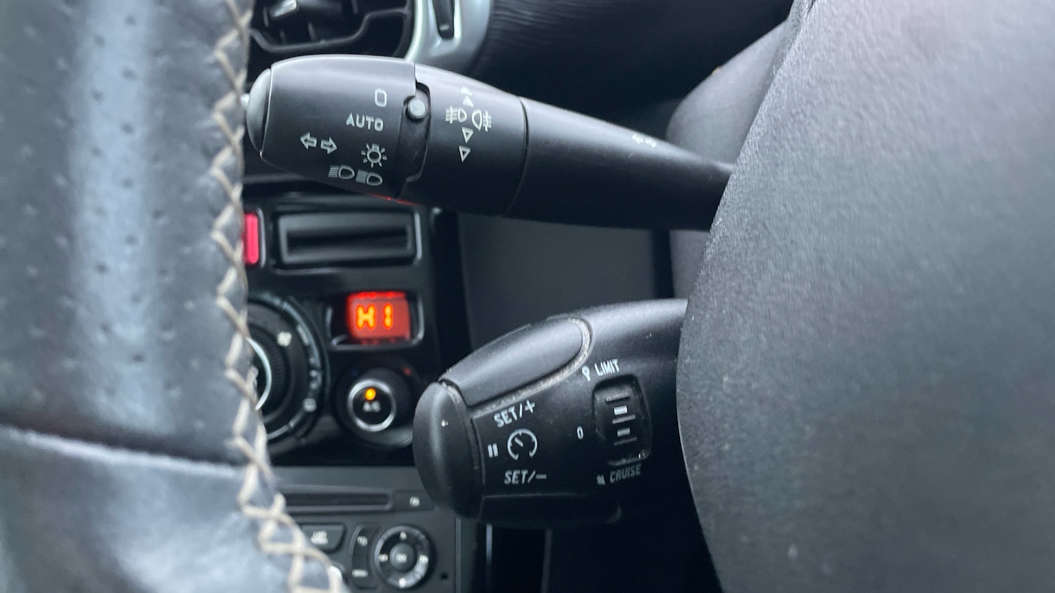 Used Citroen C3 Picasso 2016 for sale - 77560448: Photo 23