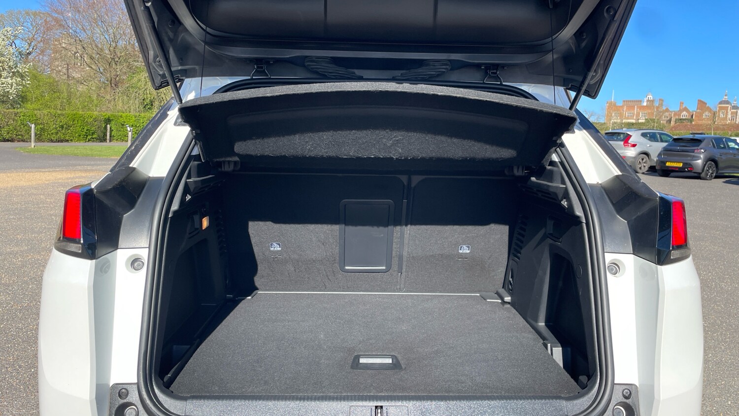 Used Peugeot 3008 2018 for sale - 78171971: Photo 19