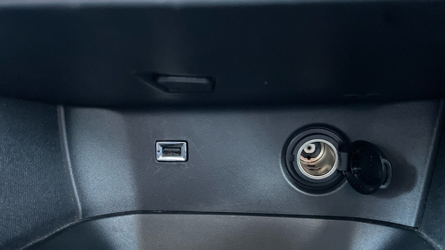 Used Peugeot 3008 2018 for sale - 78171971: Photo 41