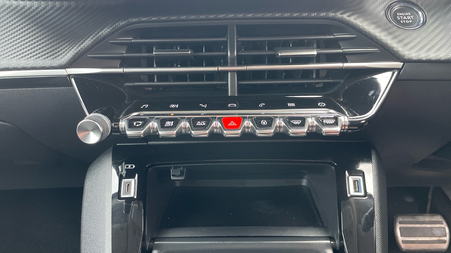 Used Peugeot 2008 2022 for sale - 77075211: Photo 37