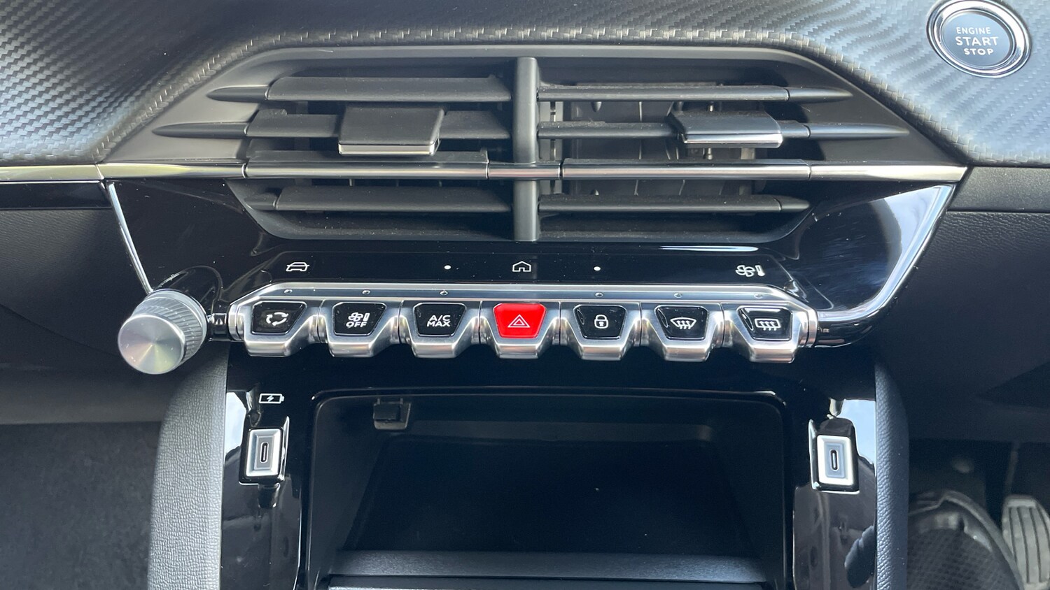 Used Peugeot 208 2024 for sale - 76061511: Photo 38