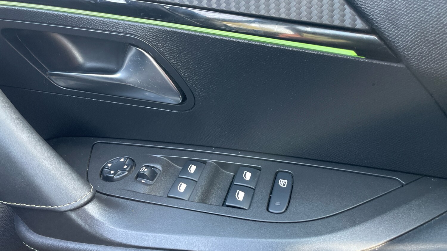 Used Peugeot 2008 2021 for sale - 78186269: Photo 22