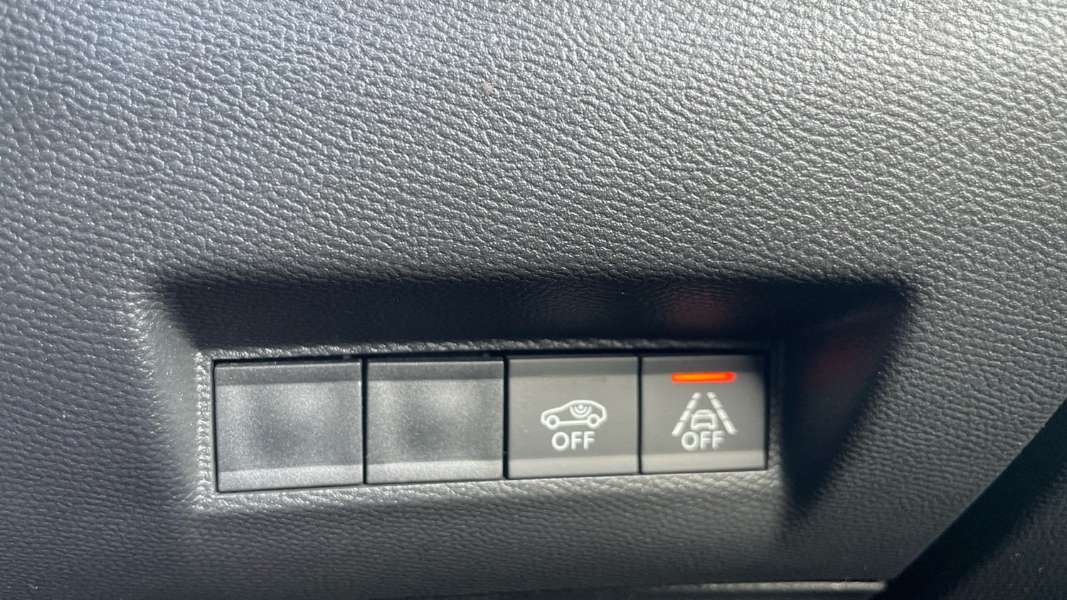 Used Peugeot 2008 2021 for sale - 78186269: Photo 34