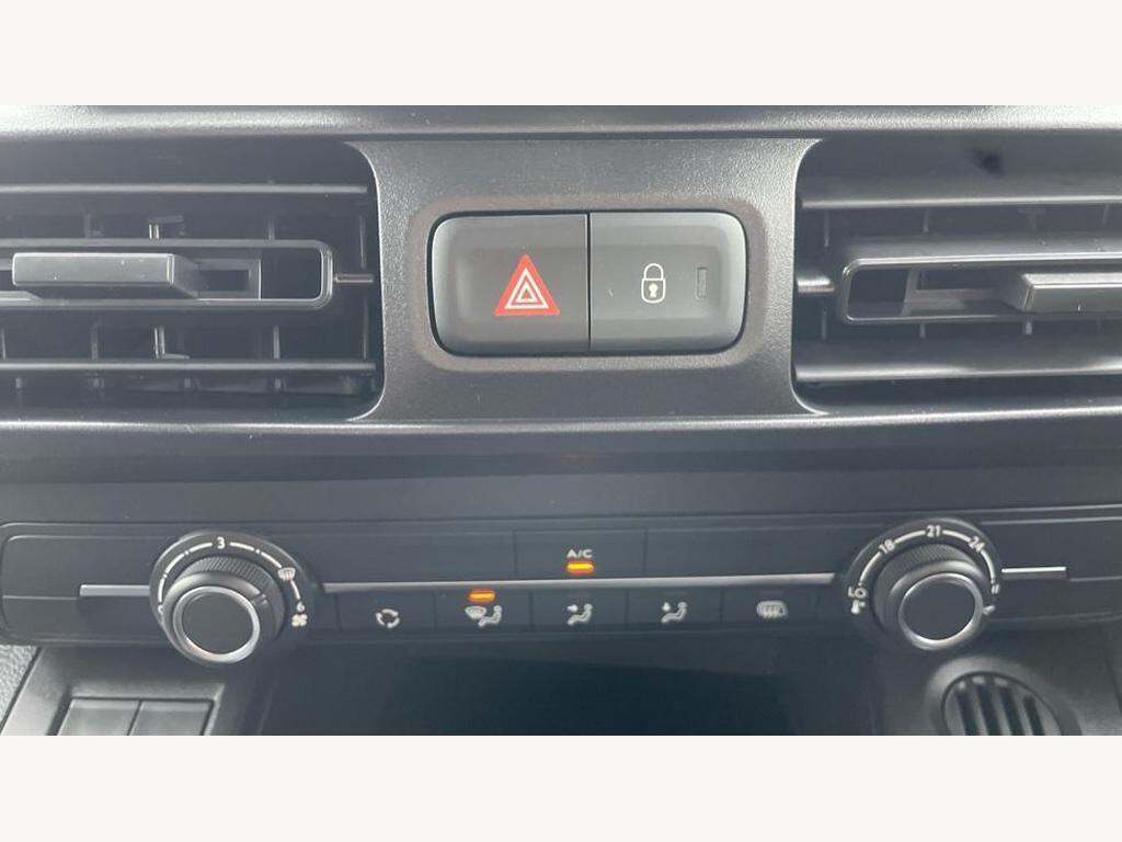 Used Peugeot Partner 2025 for sale - 76702959: Photo 12