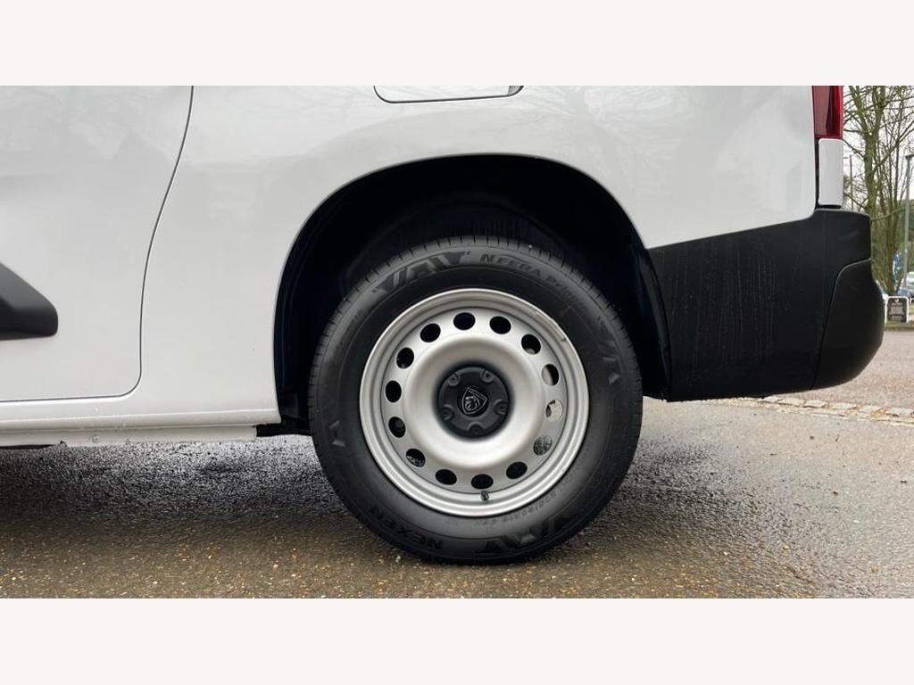 Used Peugeot Partner 2025 for sale - 76702959: Photo 22