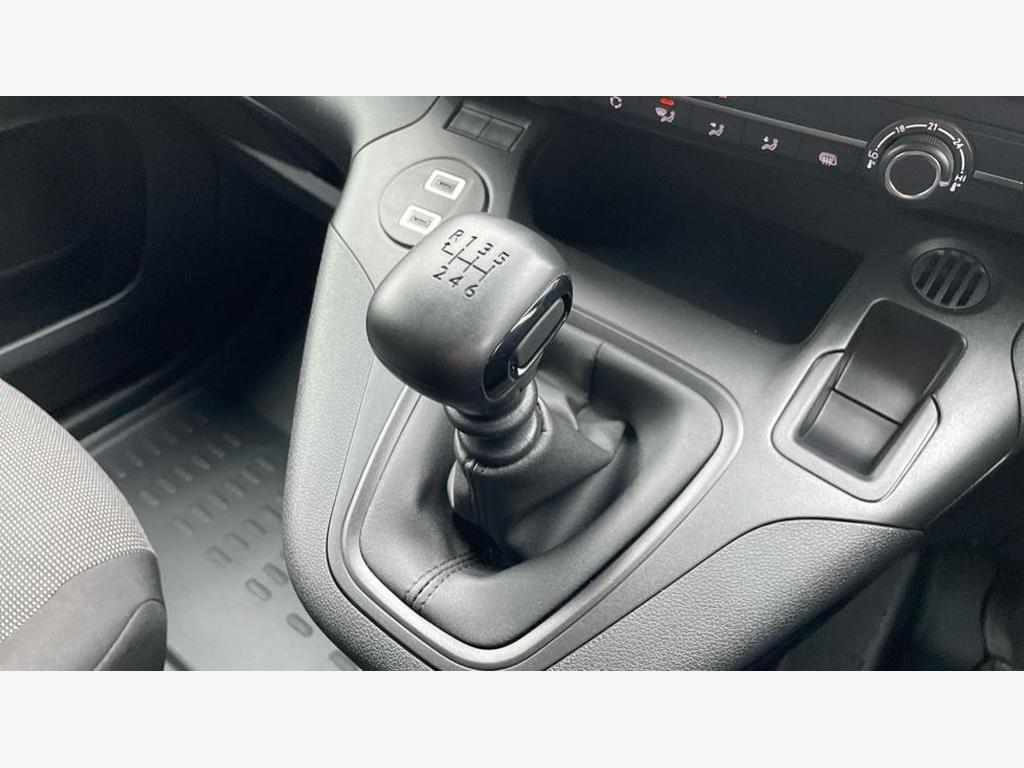 Used Peugeot Partner 2025 for sale - 76702959: Photo 26
