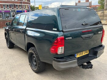Used Toyota Hilux 2018 for sale - 75597280: Photo