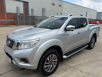 Used Nissan Navara 2016 for sale - 79288480: Photo