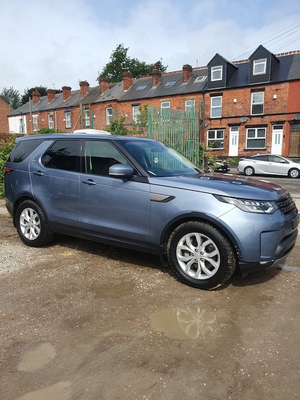 Used Land Rover Discovery 2018 for sale - 74685310: Photo 1