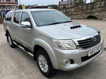 Toyota - Hilux