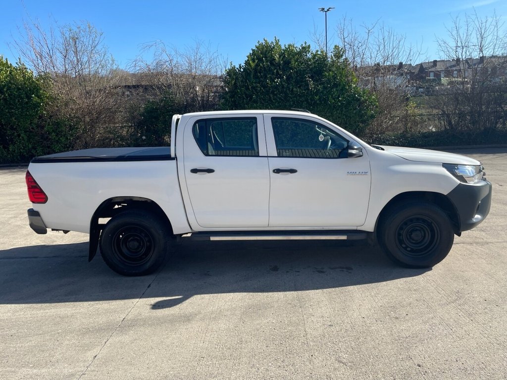 Used Toyota Hilux 2018 for sale - 78030161: Photo 5