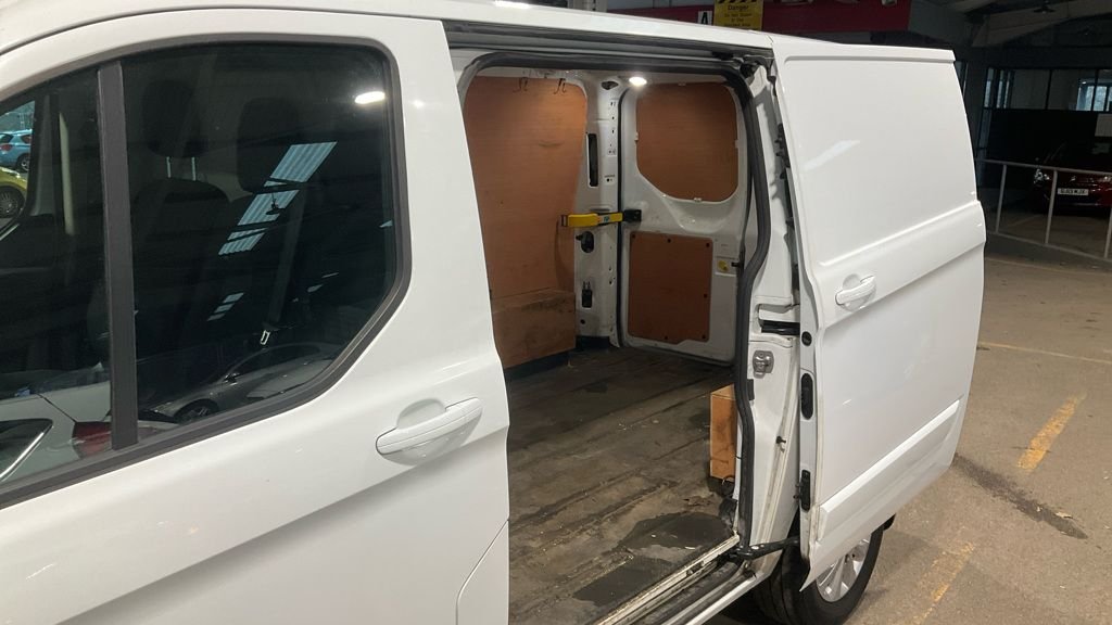 Used Ford Transit Custom 2021 for sale - 77341749: Photo 7