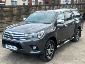Used Toyota Hilux 2017 for sale - 74820128: Photo