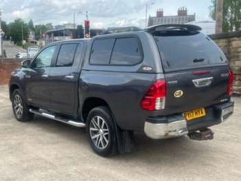 Used Toyota Hilux 2017 for sale - 74820128: Photo