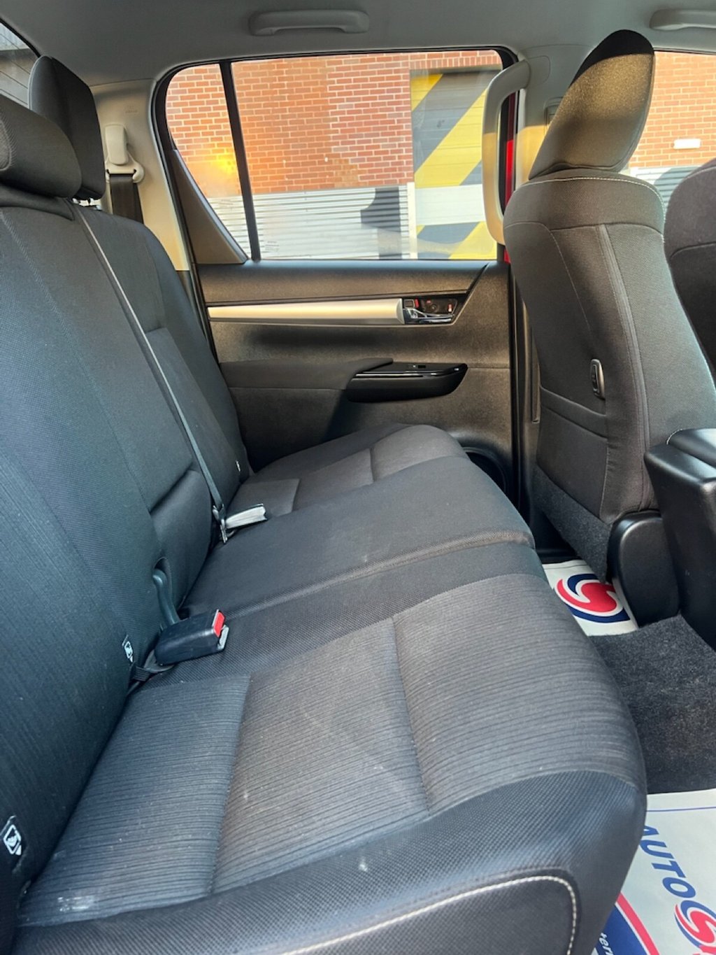 Used Toyota Hilux 2016 for sale - 76950726: Photo 16